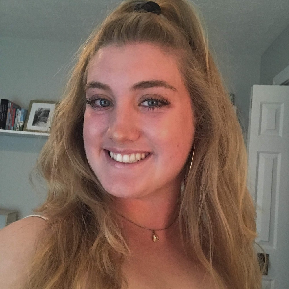 Meet your Posher, Abby